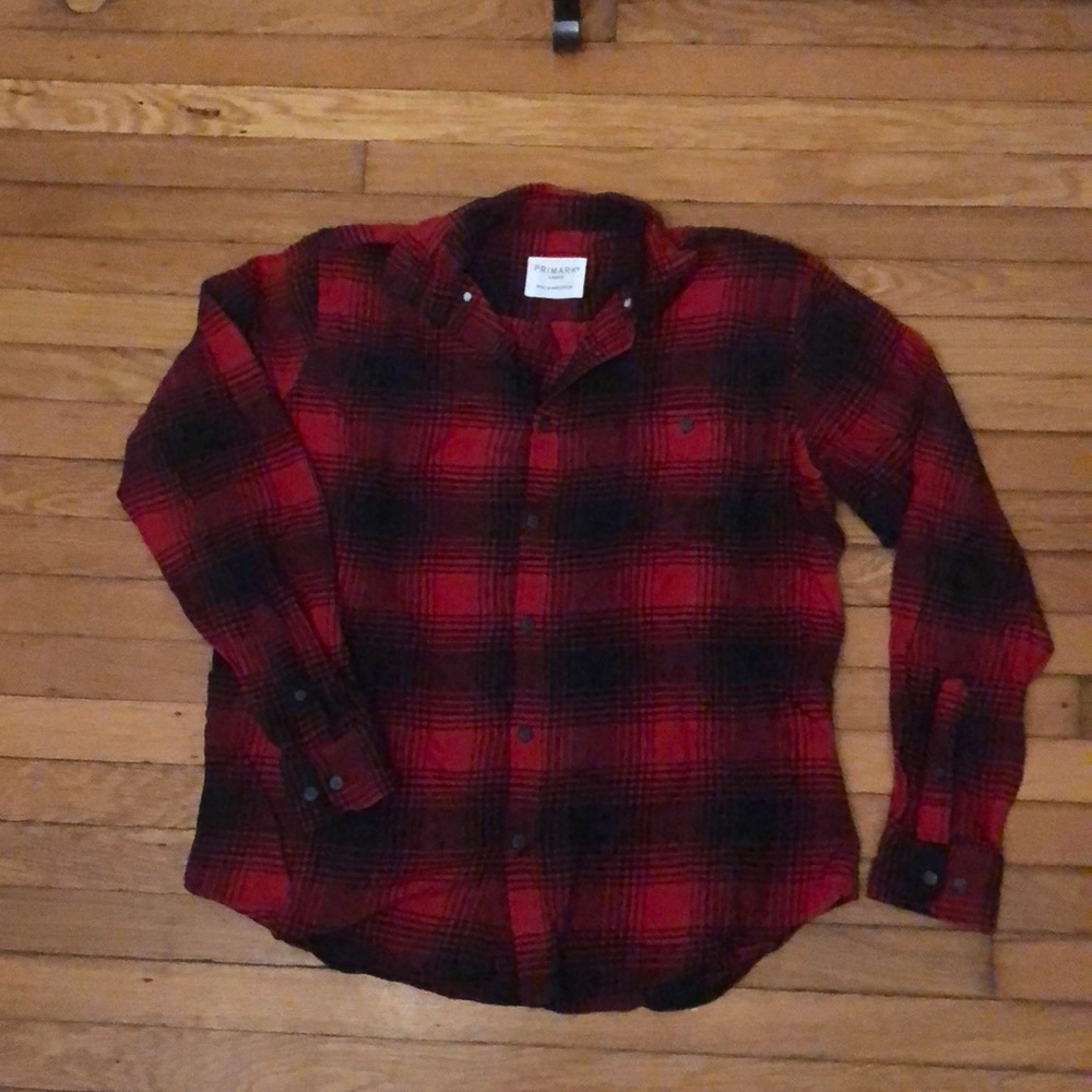 Men’s button up flannel shirt